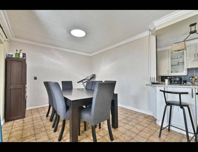 3 BEDROOM TOWNHOUSE FOR SALE IN SUNDOWNER